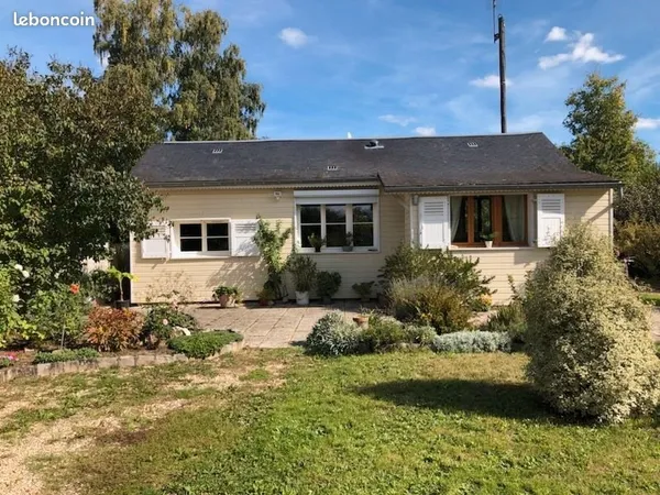 Maison de plain pied - 3 chambres - jardin