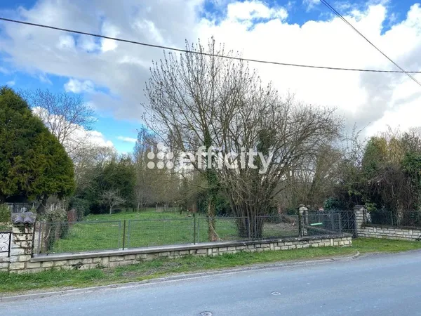 Terrain 986 m²