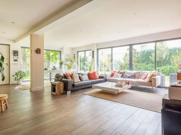 Vente Appartement 9 pièces de 291m² - 92500 Rueil-Malmaison