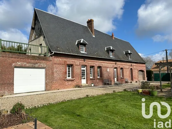 Maison 7 pièces 235 m²