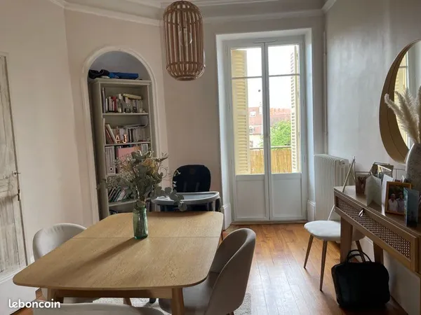 Appartement ancien avec terrasse Centre Dijon