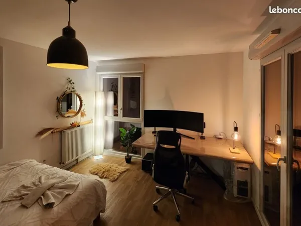 Colocation - Chambre spacieuse et lumineuse en face du métro ligne 14, proche de Paris