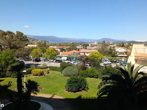 Appartement Location Mandelieu-la-Napoule 2p 35m² 1185€