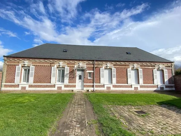 Demeure de 140m2 de plain-pied 4 chambres, jardin