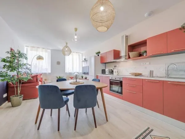 COLOCATION - RUE DE NUITS 69004 LYON