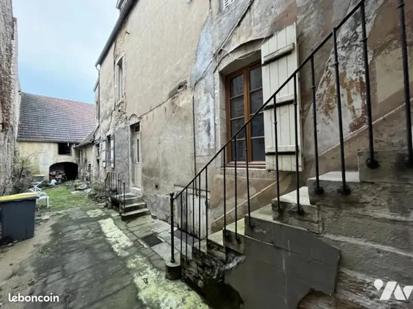 Maison 9 pièces 176 m²
