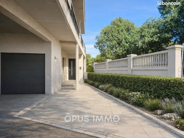 Appartement 4 pièces 103 m²