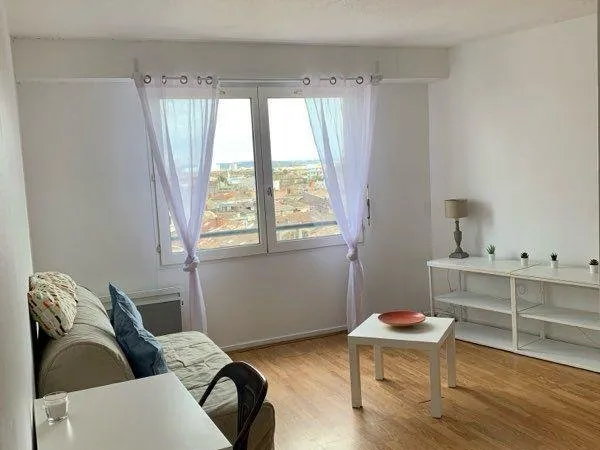 Studio T1 meublé - centre ville