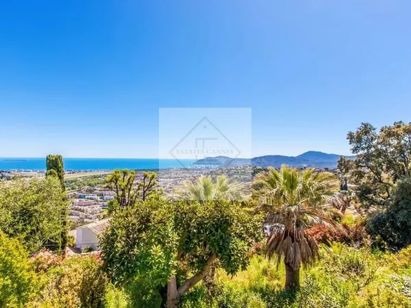 Vue mer panoramique - Villa d'exception avec fort potentiel