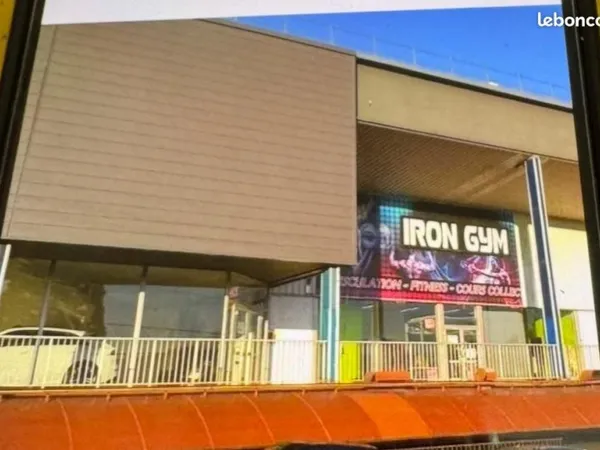Local commercial