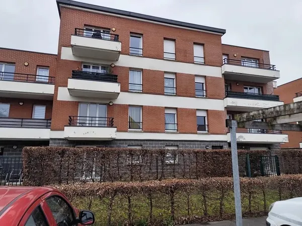 Bel appartement T3 en rez de jardin avec parking privé