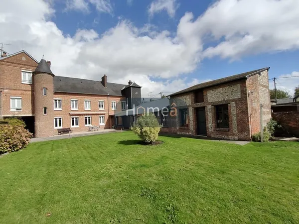 Maison de caractère en superbe état 200m2 hyper centre Yveto