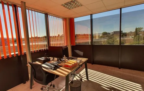 POLYGONE NORD / LOCAUX A USAGE DE BUREAUX