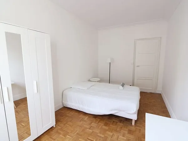 Appartement 1 pièce 192 m²