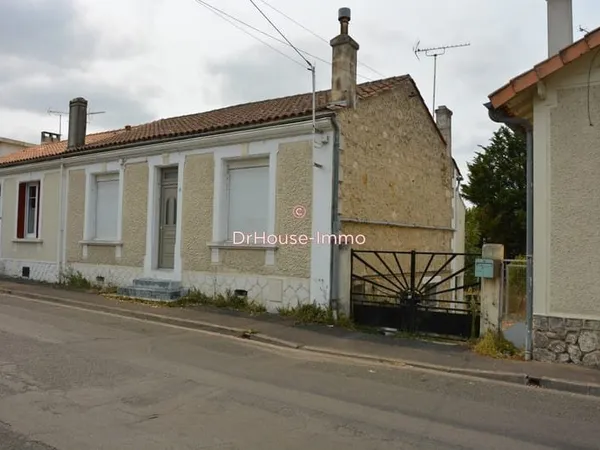 MAISON INDIVIDUELLE AVEC STUDIO