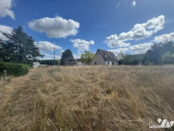 Terrain 645 m² ESVRES