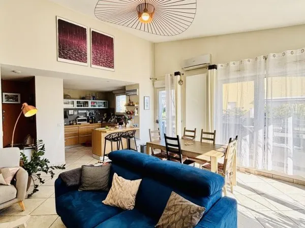 T4 duplex 110m2 avec terrasse et garage