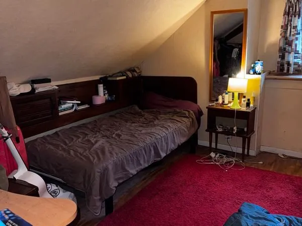 Chambre meublé