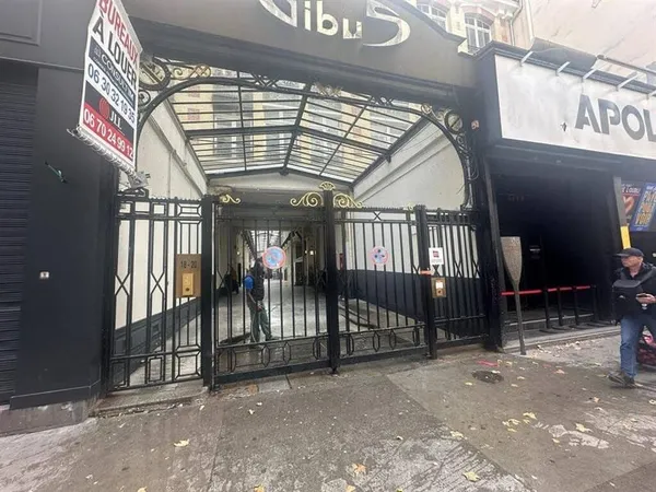 Boutique 354 m²