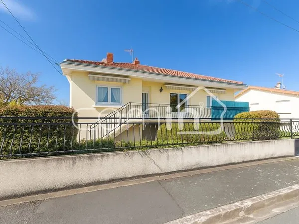 Maison 5 Pièces - 3 chambres Thouars