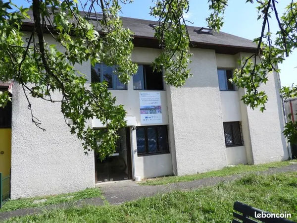 Immeuble de bureau 250 m2