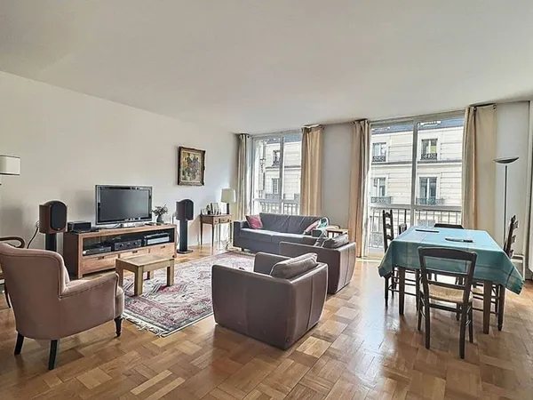 Appartement 3 pièces 103 m²