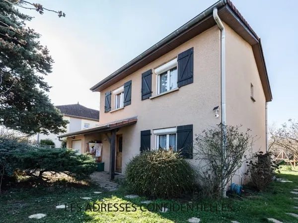 CHASSIEU - Maison familiale 112 m2 - 5 pièces
