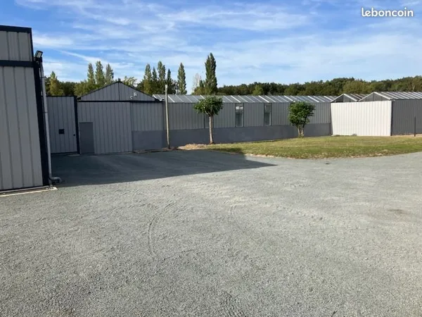 Box de stockage de 3 à 15m²