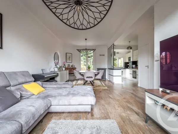 Maison 6 pièces 105 m²