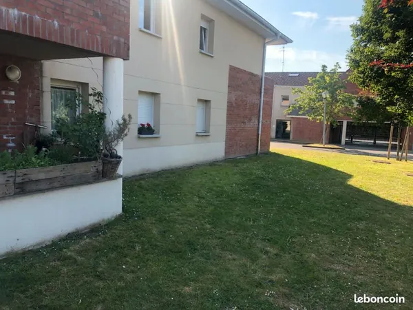Appartement T3 - 61 m² (Loi Carrez) - Rez-de-jardin - Résidence récente et sécurisée
