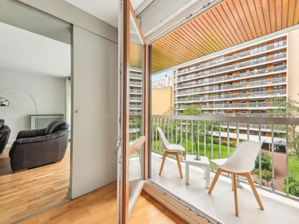 Appartement 4 pièces refait à neuf avec balcon sur jardin
