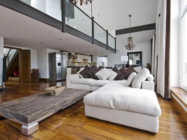 *Superbe 5 pièces en Duplex, au 5ème étage, avec terrasse Rooftop et balcon idéalement situé, Tramwa