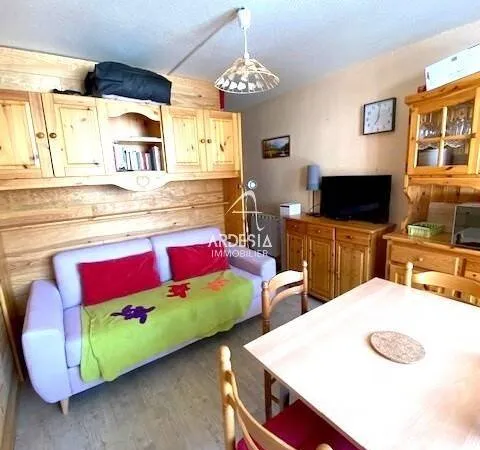 Studio 1 pièce 21 m²