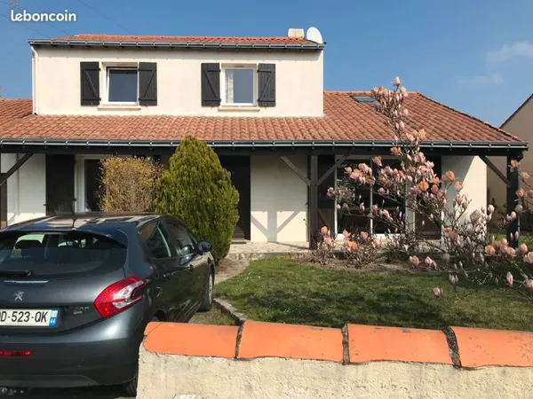 VERTOU / SAINT-SEBASITEN - Maison T5 de 137 m² avec garage et jardin