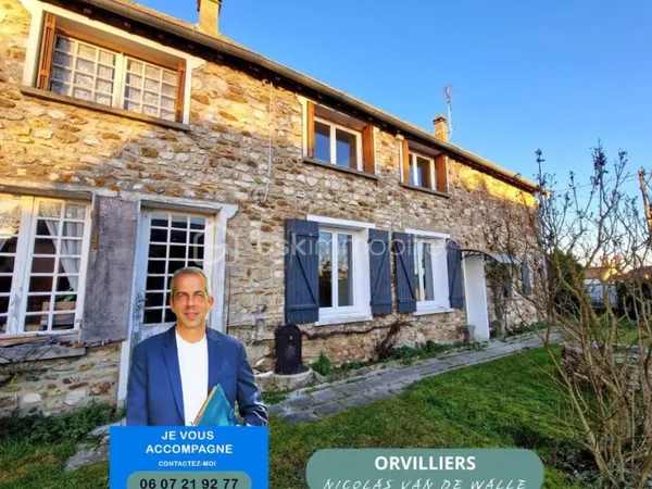 Maison 9 pièces 138 m²