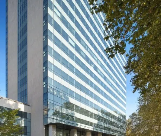 Bureau 7664 m²