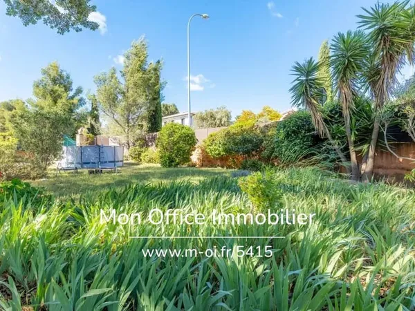 Référence : 5431-MDI.-. - Maison de 100m2 sur un terrain divisible de 1000m2