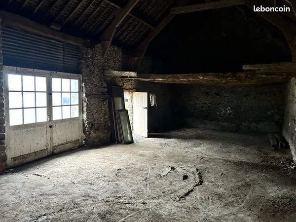Location entrepôt individuel stockage 85m2. Séparation possible