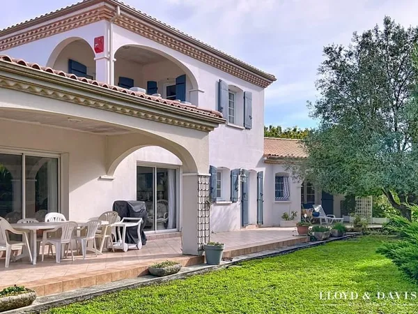 Villa sur Parc à moins de 5 minutes des plages