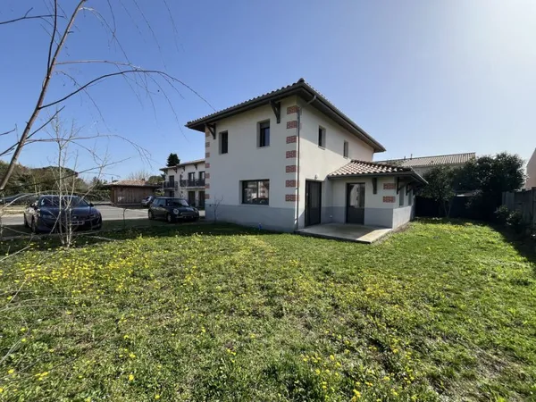 Maison neuve T6 de 140 m2 - Villenave d'Ornon