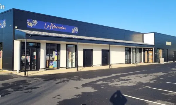 Opportunité rare : cellule commerciale de 145 m² au coeur de la ZA Petite Champagne