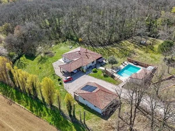 Maison indépendante - 160m ²