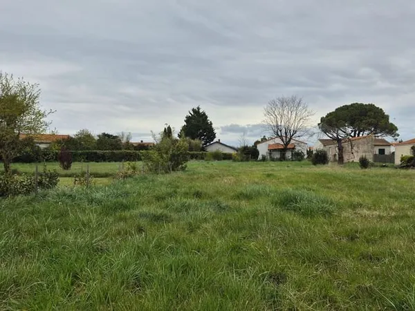 Terrain 1650 m²