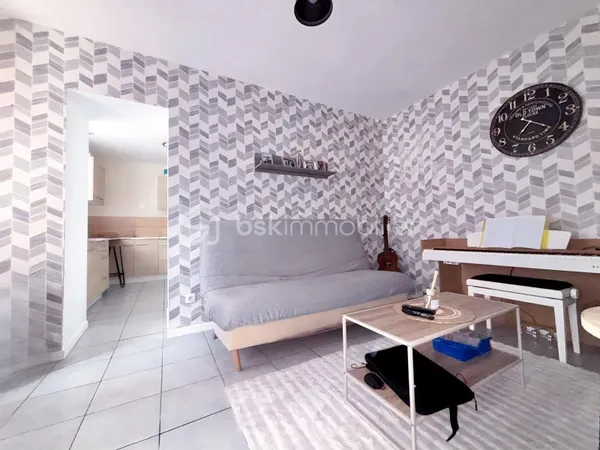 Immeuble 8 pièces 111 m²