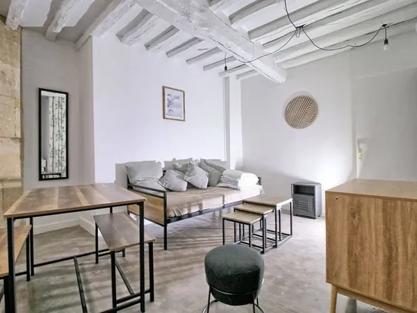 Studio 1 pièce 27 m²