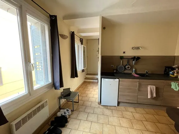 Studio à vendre à 2 min. à pied de la rue d'Italie à Aix en Provence