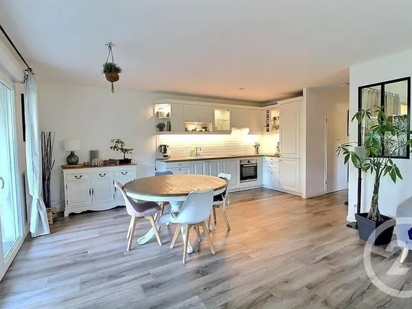 Appartement 4 pièces 86 m²