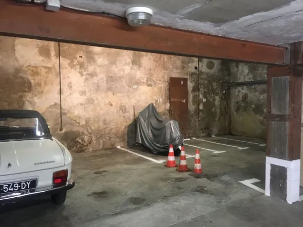 Loue parking