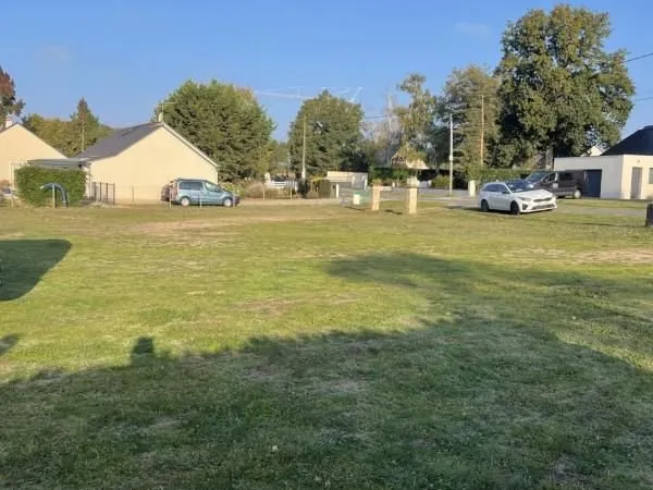Terrain 640 m² Beaufort En Anjou