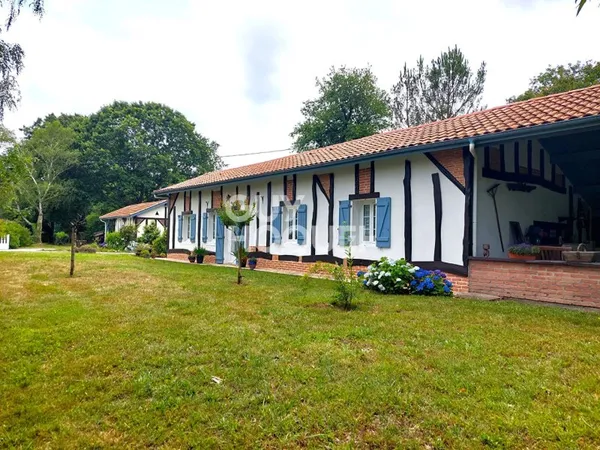 Maison 5 pièces 140 m²